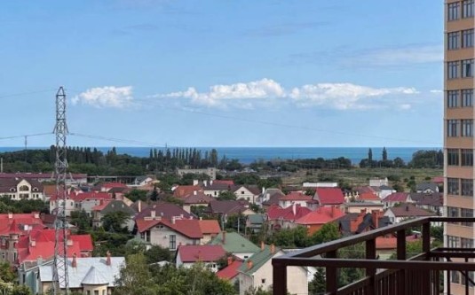 2-комнатная квартира () - улица за
